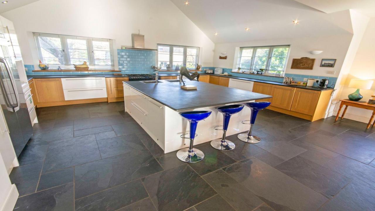Crowborough Farm - Impressive & Sophisicated Home Surrounded By Unspoilt Countryside In Georgeham - Dog Friendly, Sleeps 14 Eksteriør billede